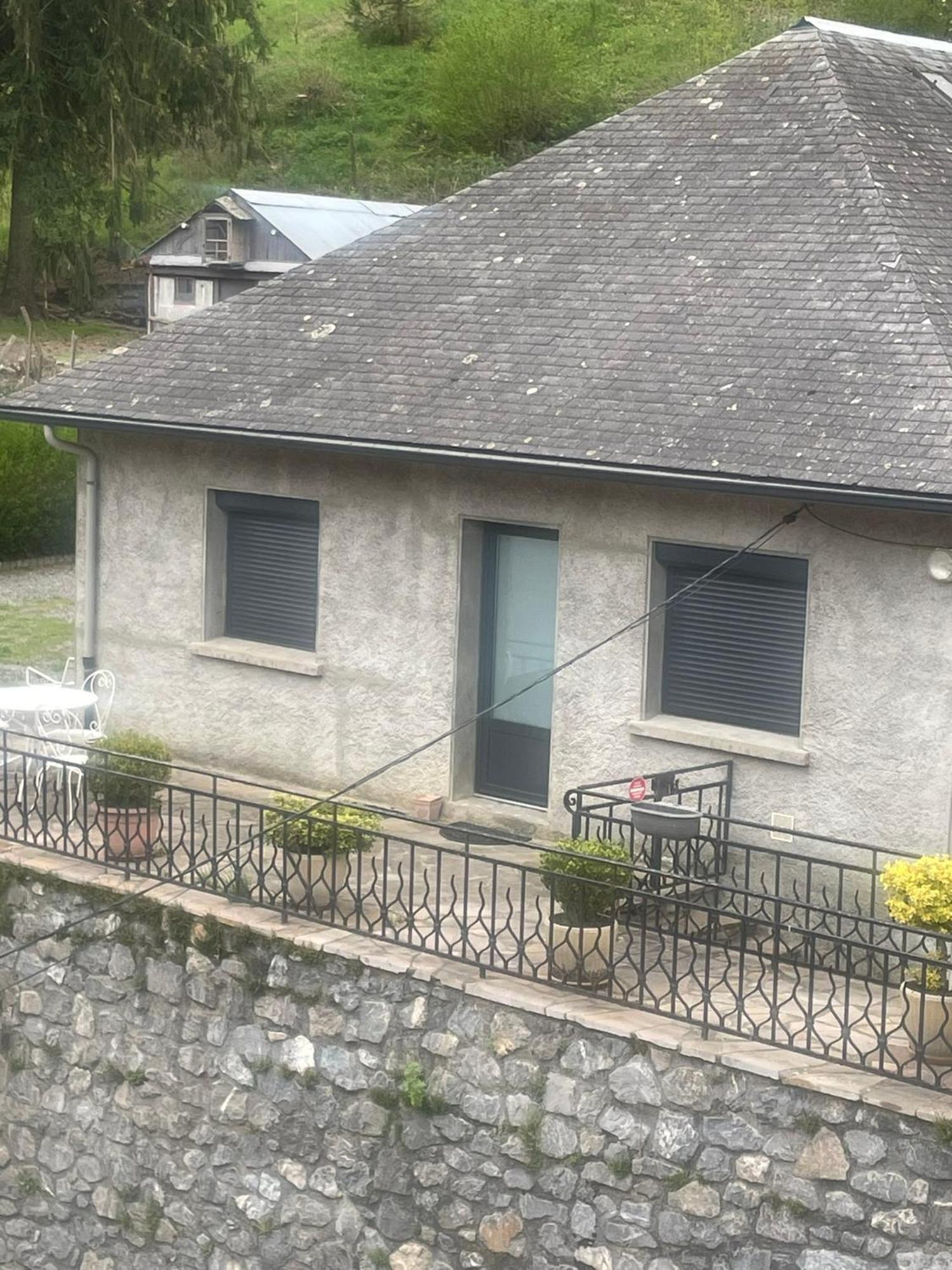 Hébergement de vacances Maison Individuelle A *